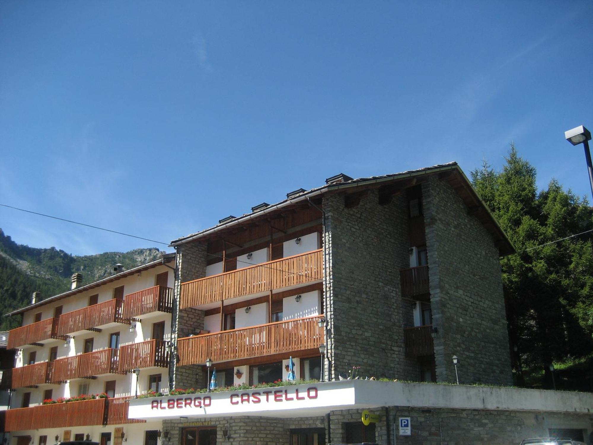 Albergo Castello Da Bonino Шампоршер Екстериор снимка