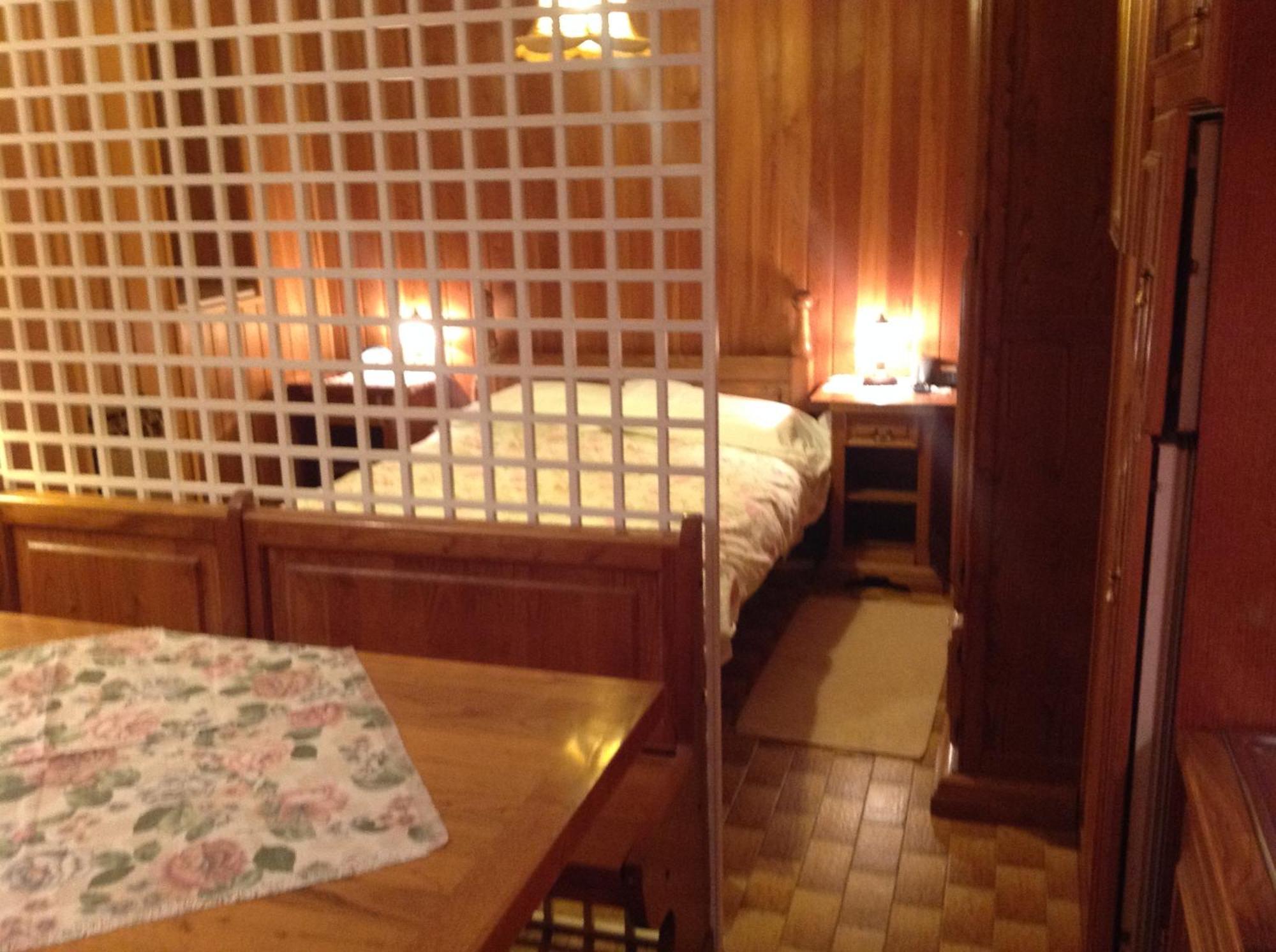 Albergo Castello Da Bonino Шампоршер Стая снимка